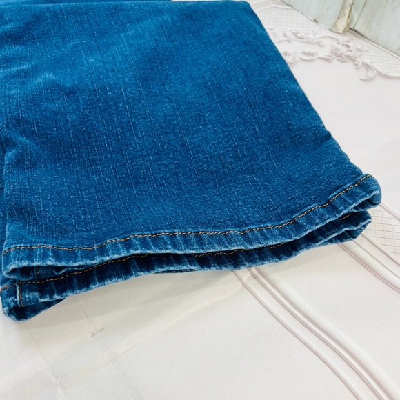 Vintage Levis 512 Perfectly Slimming Wide leg Womens Blue Denim Jeans size 14 - Picture 9 of 11